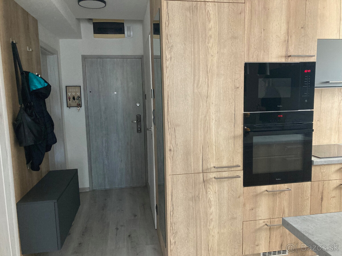 Byt 3+1, s balkónom, Kežmarok, záhrada a garáž, časť TURBÍNA - 5