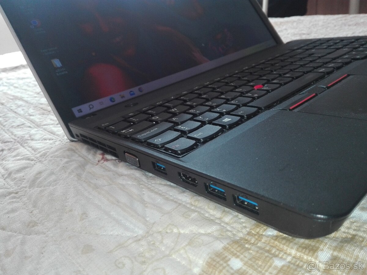 Lenovo. Intel. 15,6"LED. 500GB. Dualboot. Baterka dobrá. - 5