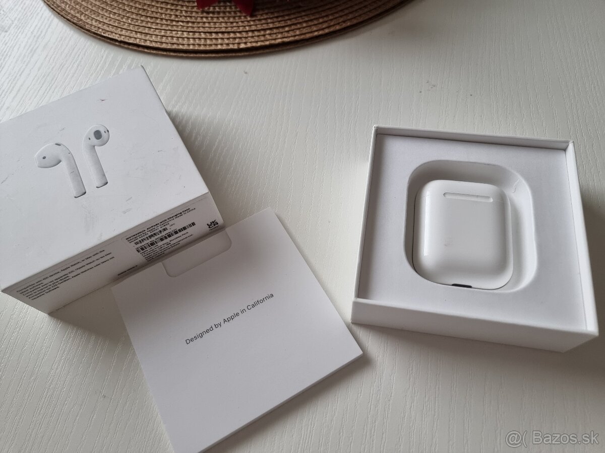 Apple AirPods A2032 A2031 A1602 - 5