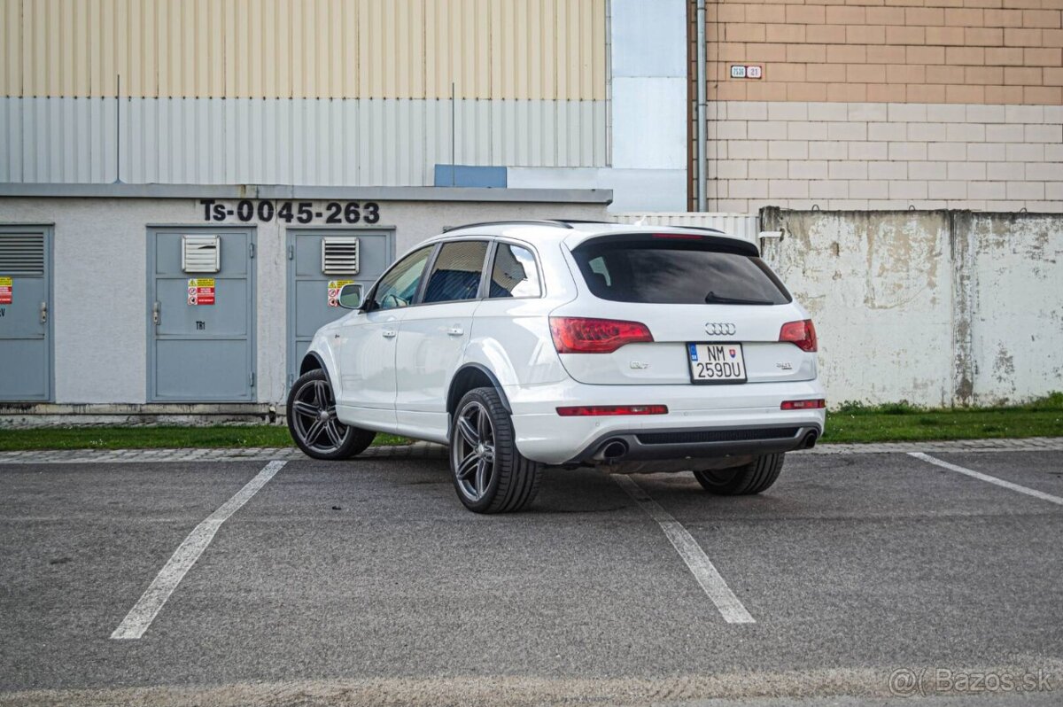 Audi Q7 3.0 Turbo Benzín Quattro 7Miest - 5