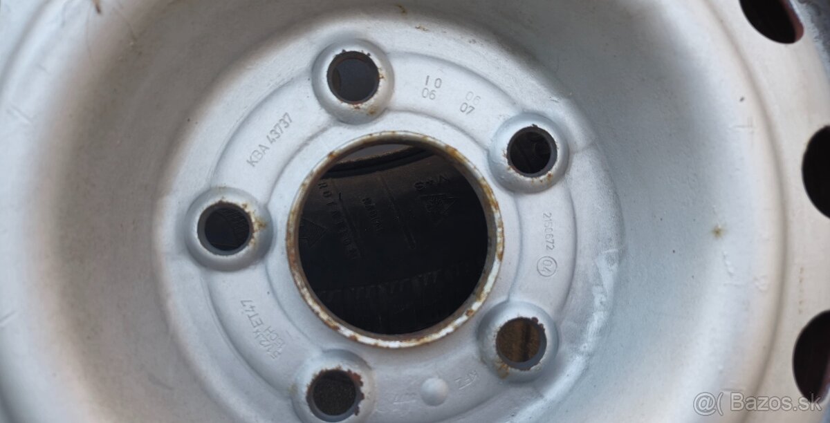 Predám zimné pneumatiky s diskami 185/65 R15 - 5