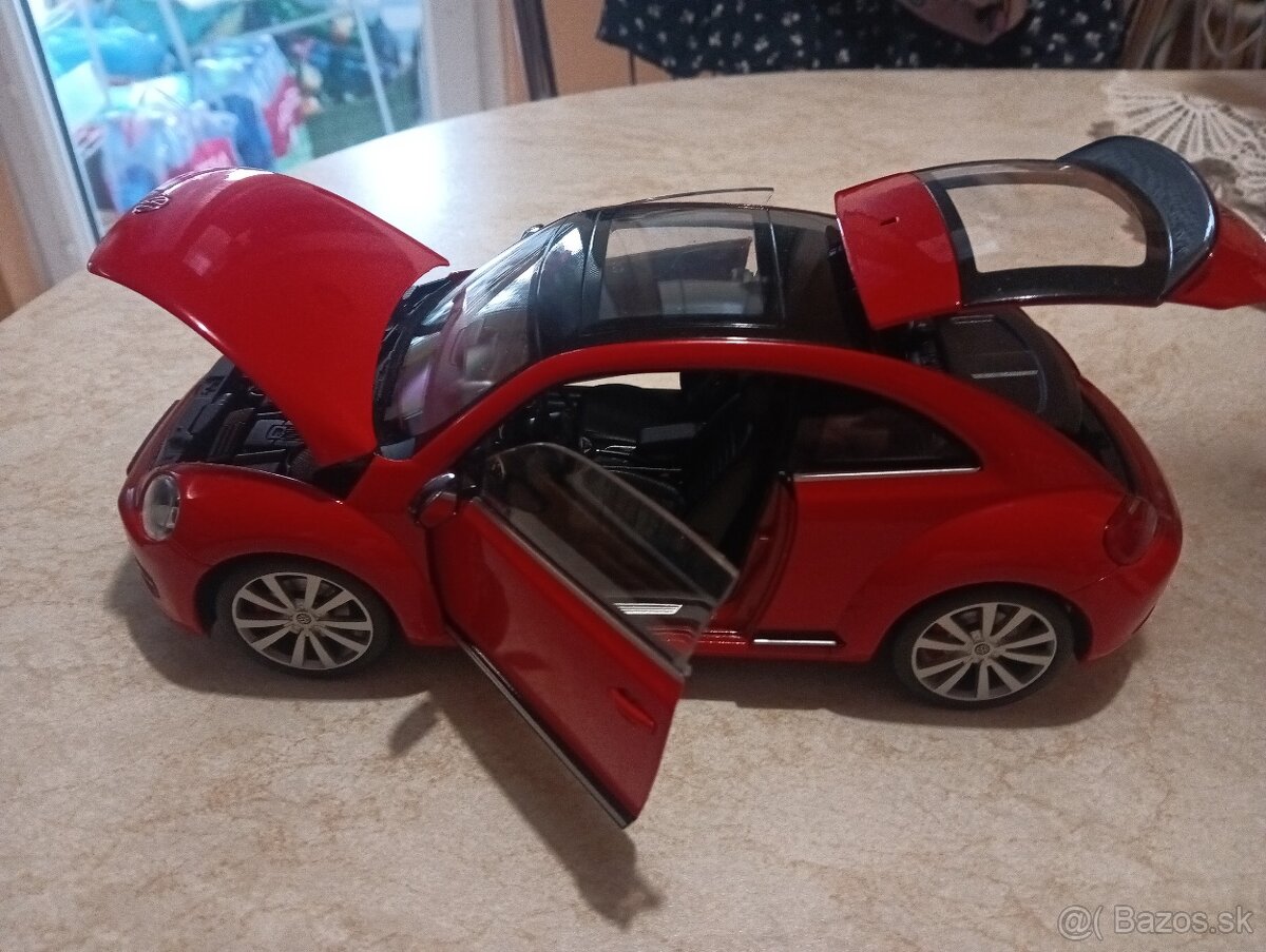 Predám Vw New Beetle 1:18 - 5