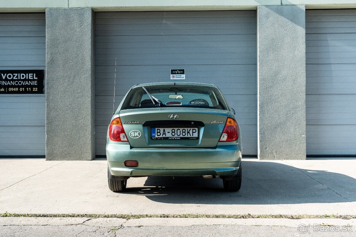 Hyundai Accent - 5