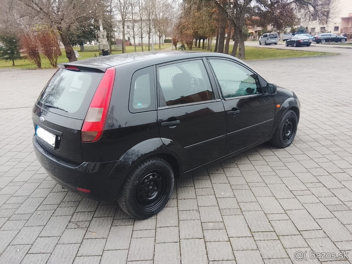 Ford fiesta 1,4 benzín - 5