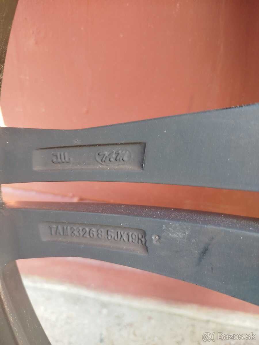 Elektróny Motec - 5