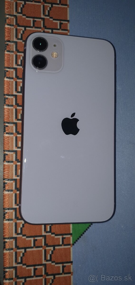 Iphone 11 64GB fialový, 69% - 5