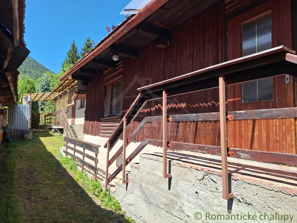 Dom v kúpeľnej obci Lúčky obklopenej Chočskými vrchmi - 5