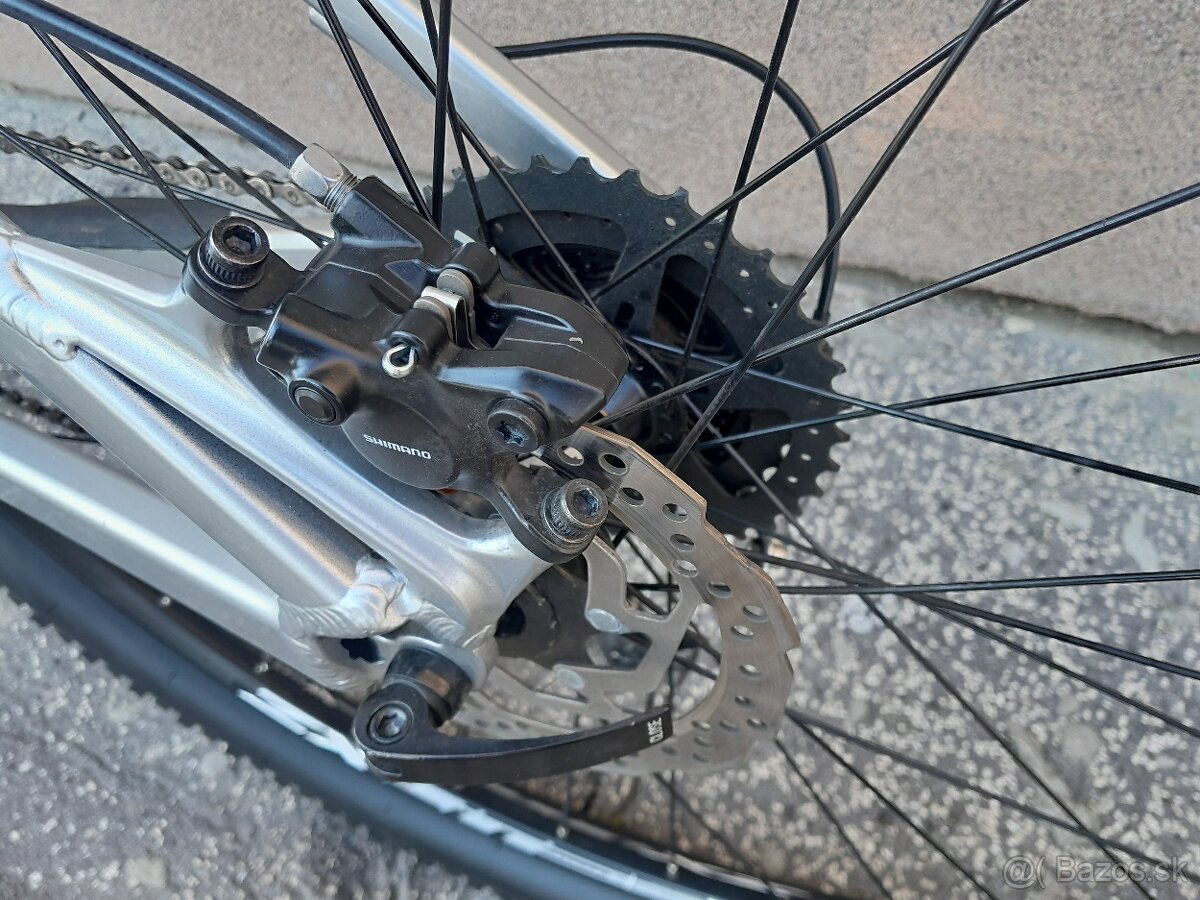 CTM ZEPHYR ako nový - 5