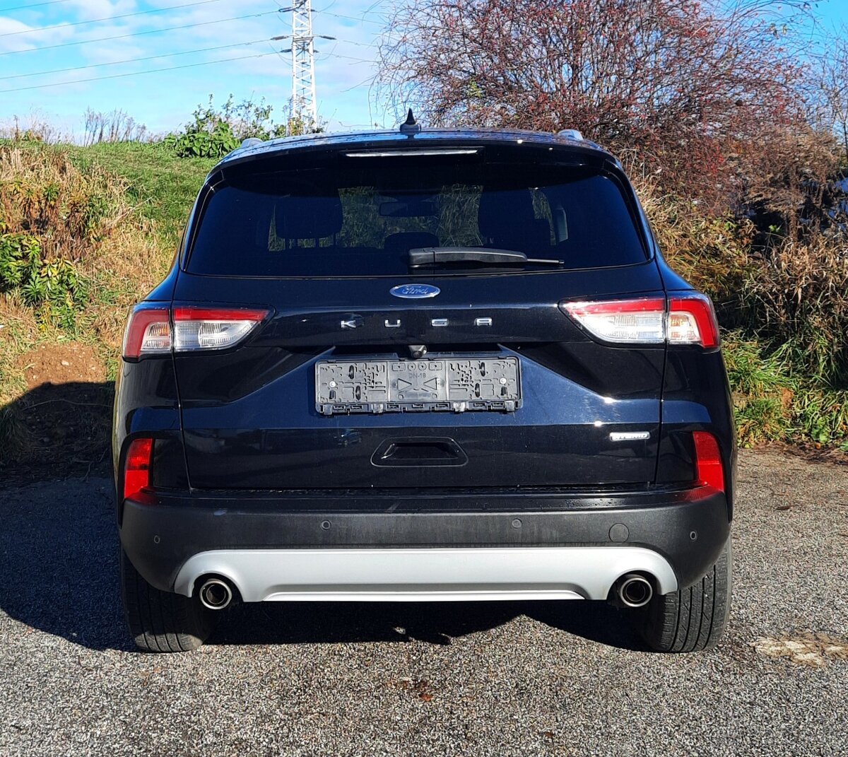Predám Ford Kuga 2.5 Duratec HEV 190k Titanium eCVT - 5
