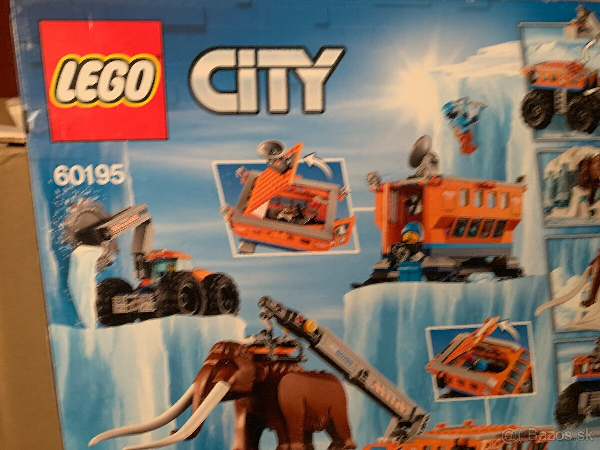 LEGO 60195 City Arctic Mobile Exploration Base - 5