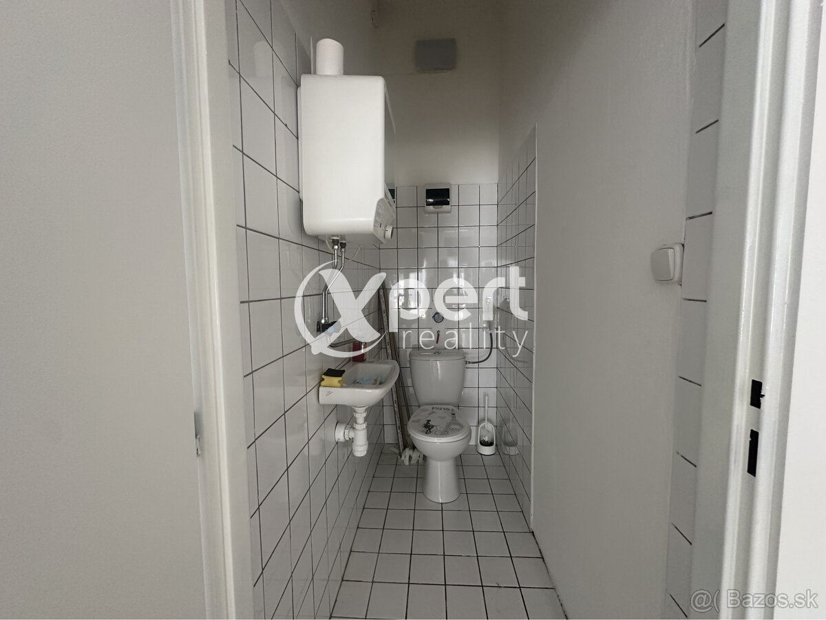 Obchodný priestor priamo v CENTRE na prenájom - 5