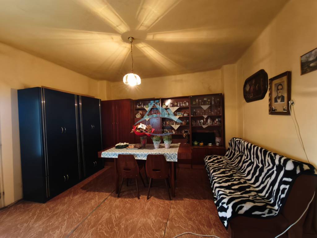 Rodinný dom v obci Malé Zlievce v okrese Veľký Krtíš. - 5