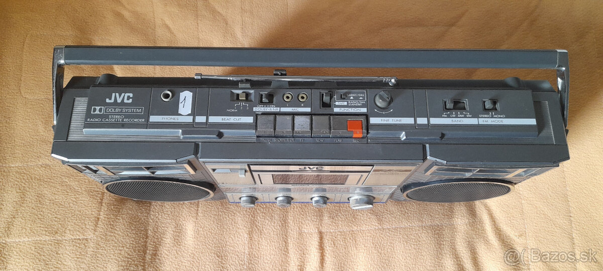 Predám Radiomagnetofón JVC RC - 770 LS - 5