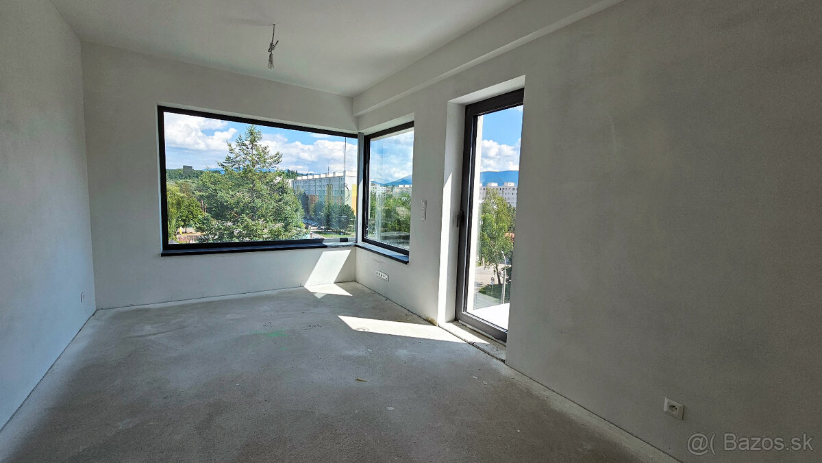 REZERVÁCIA - Keď potrebujete viac: 4-izbový byt 122 m², - 5