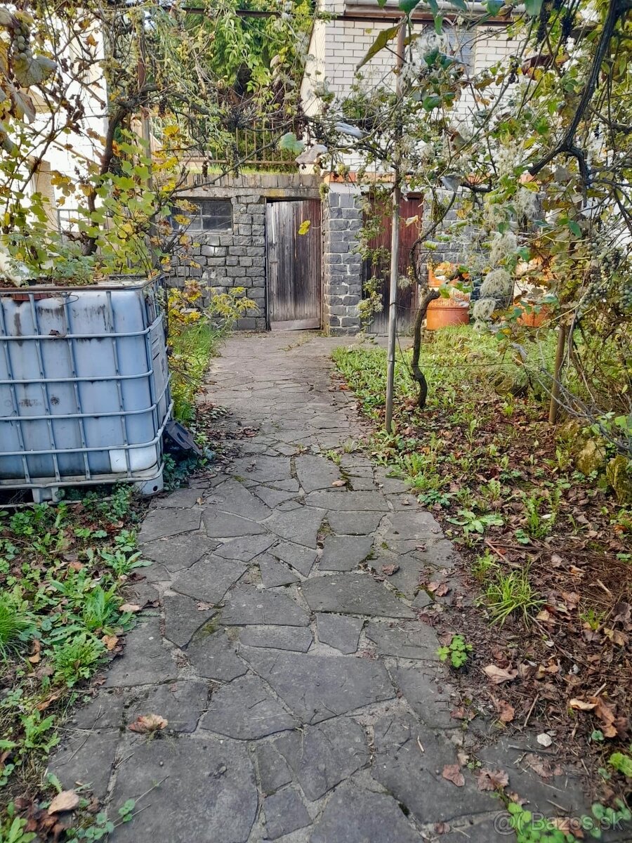 Na predaj rodiny dom na Komenskeho ul. - 5