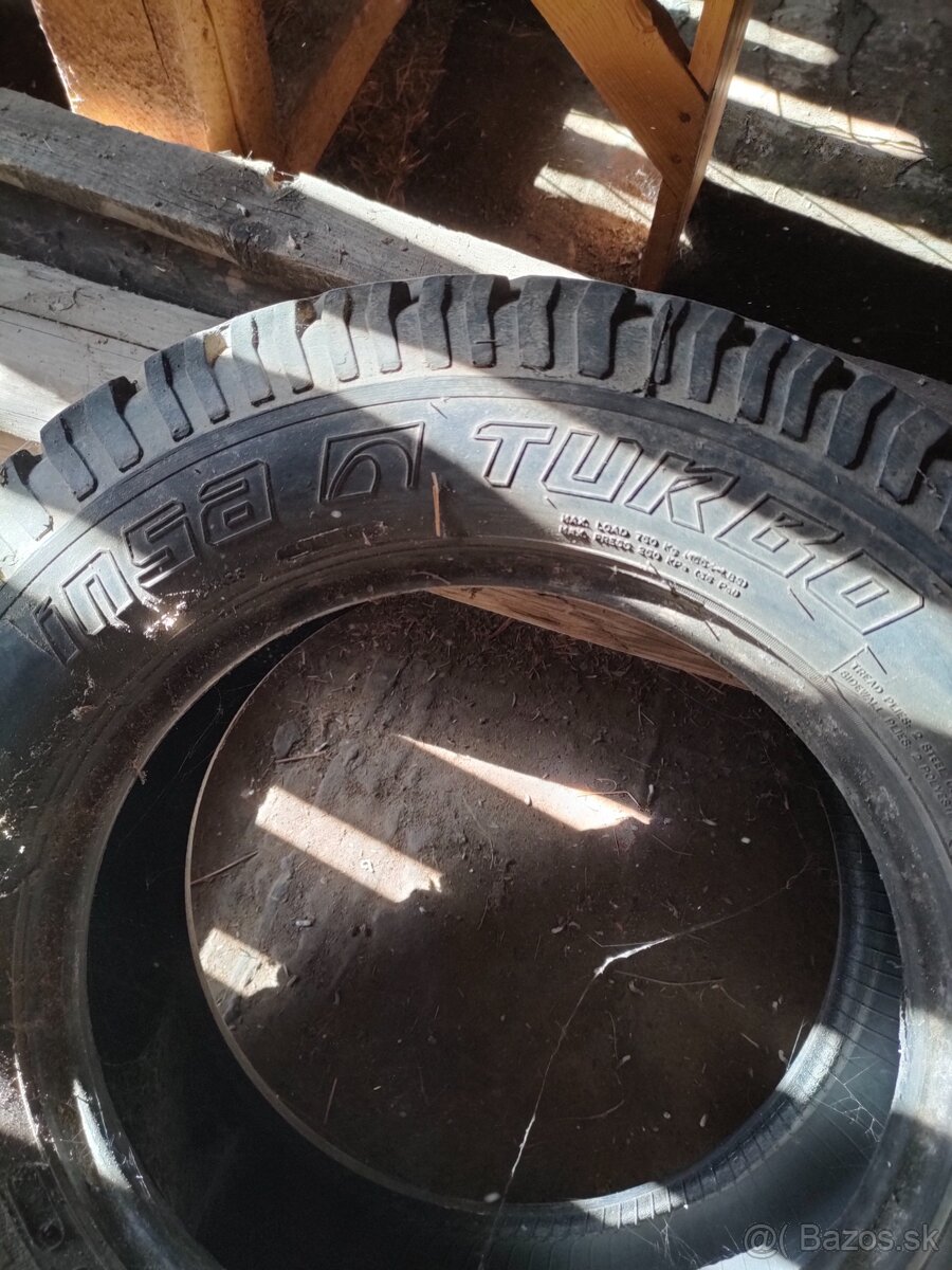 215/65 R16 215 / 65 R 16