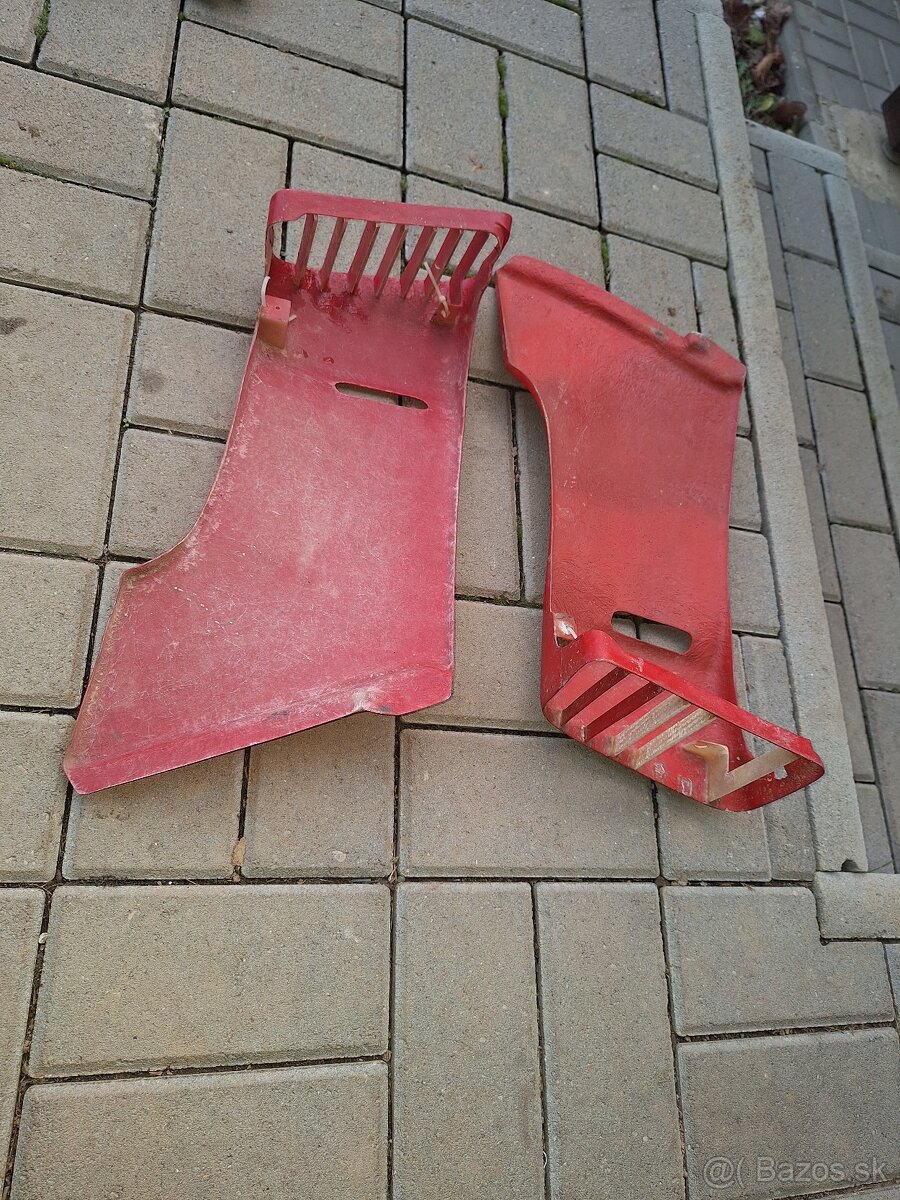 Plasty nadrže XT 600 3TB