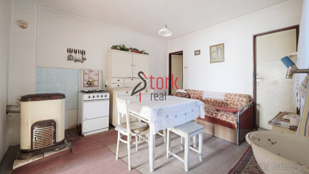 Menší rodinný dom len pár metrov od centra mesta Rajec - 5