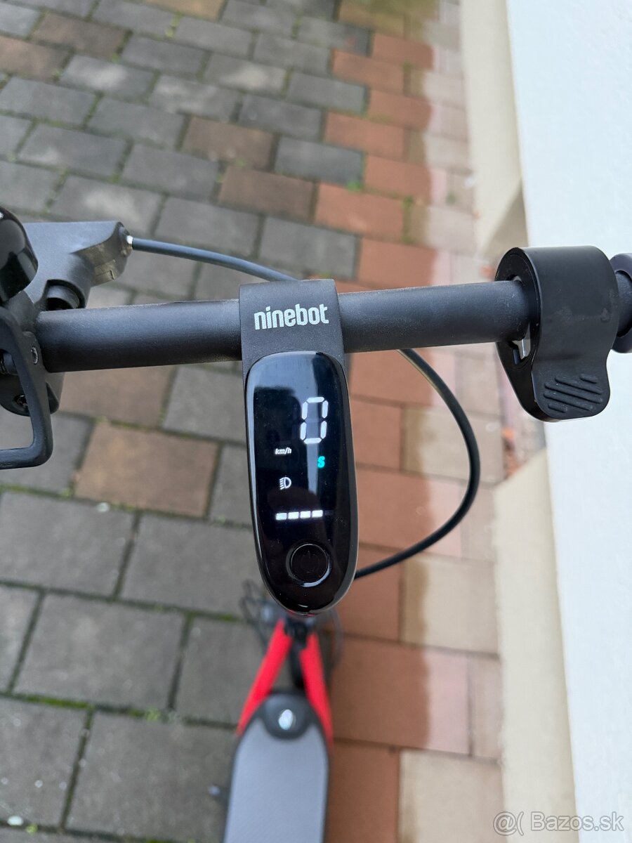 Elektrokolobežka Ninebot Segway Kickscooter D18E - 5