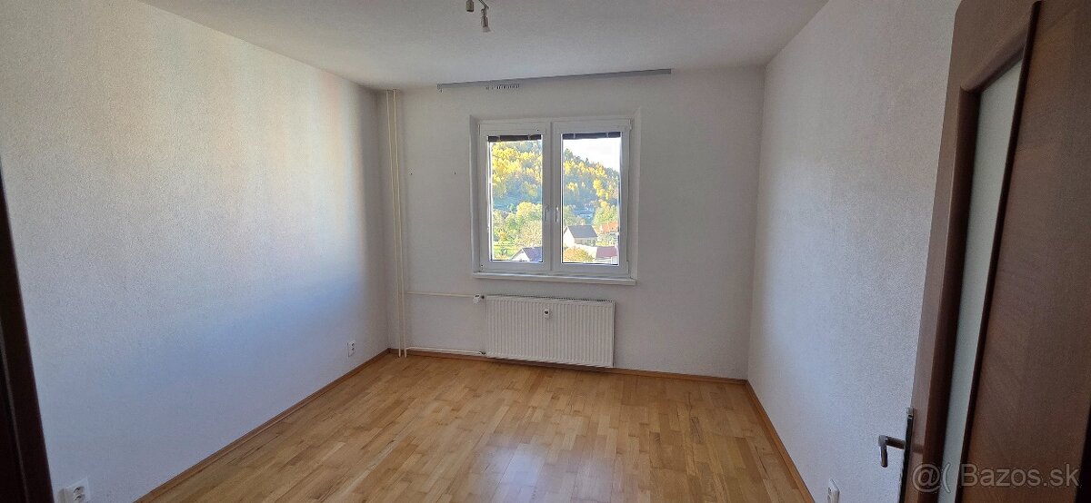 Prenájom - 3-izbový byt - Hriňová - Lúčna ulica - 5