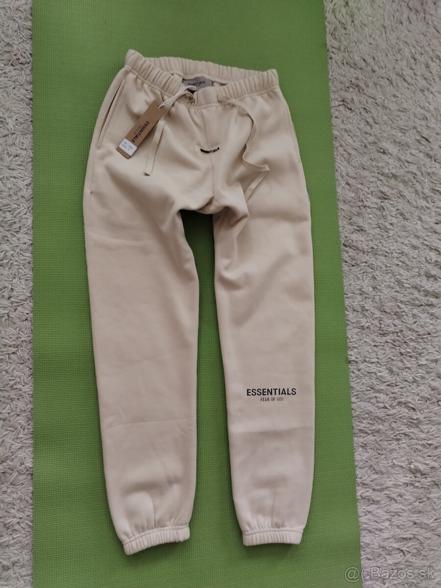 Tepláky jogger Essentials - 5