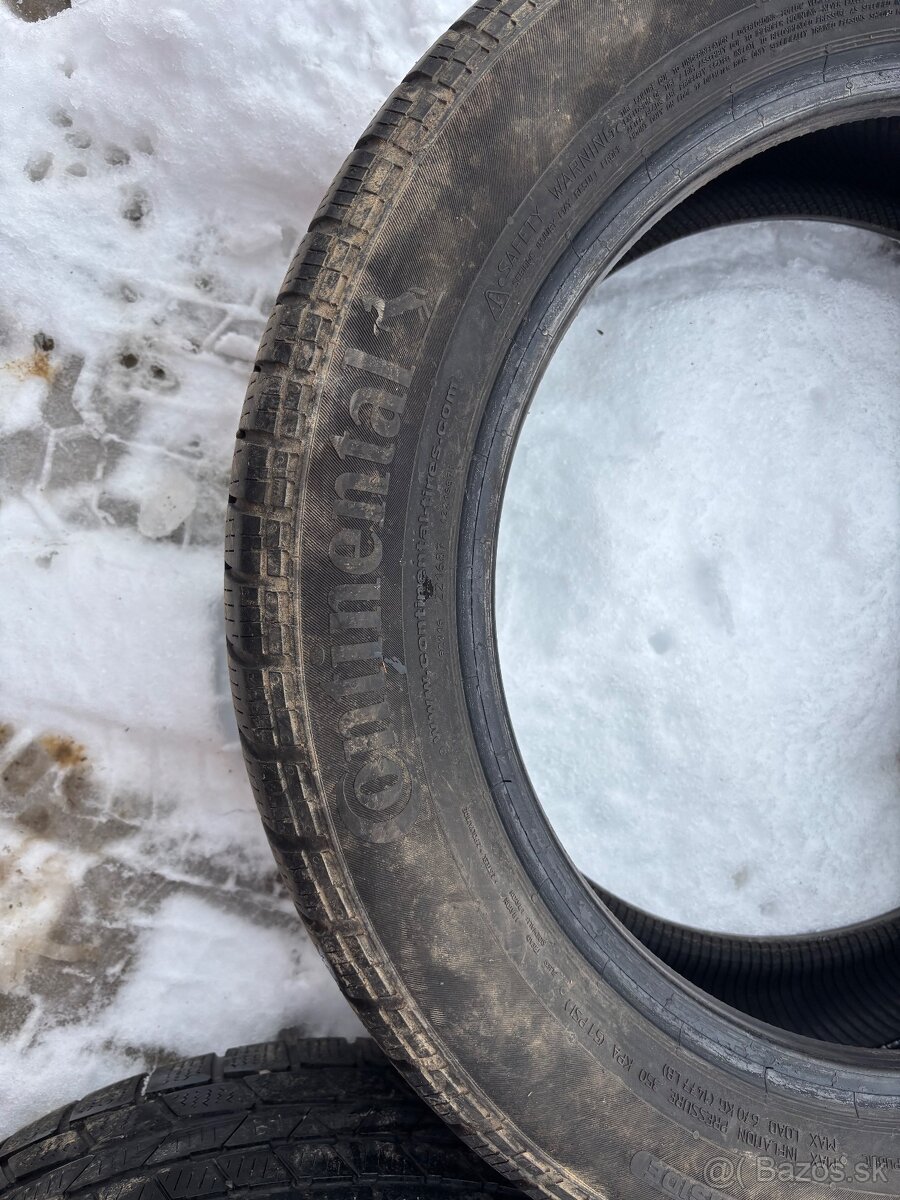 Pneu 215/55 R17 - 5