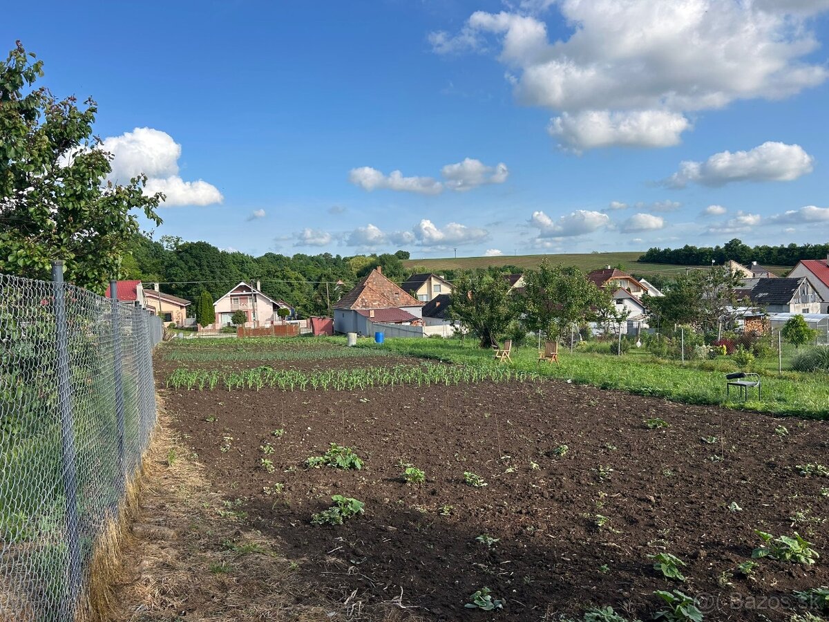 Pozemok v obci Rumanová - 5