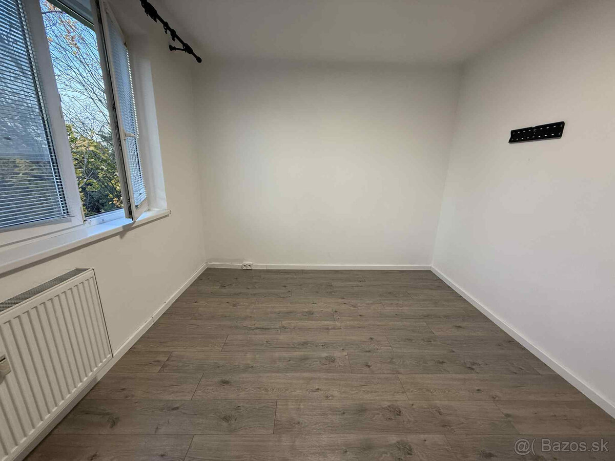 Ponúkame na prenájom 4izbový byt v Dunajskej Strede 📞 0903 5 - 5