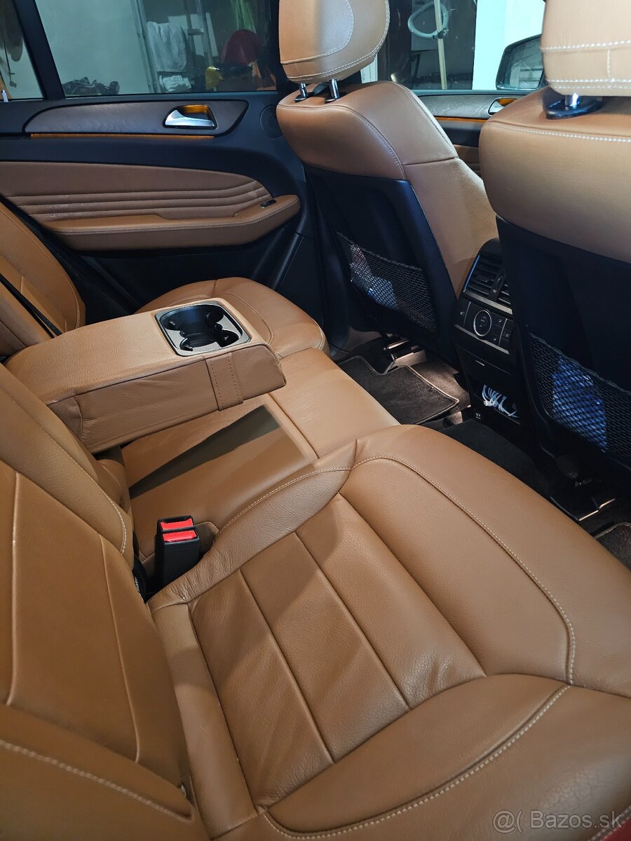 Mercedes Benz 350 D - 5