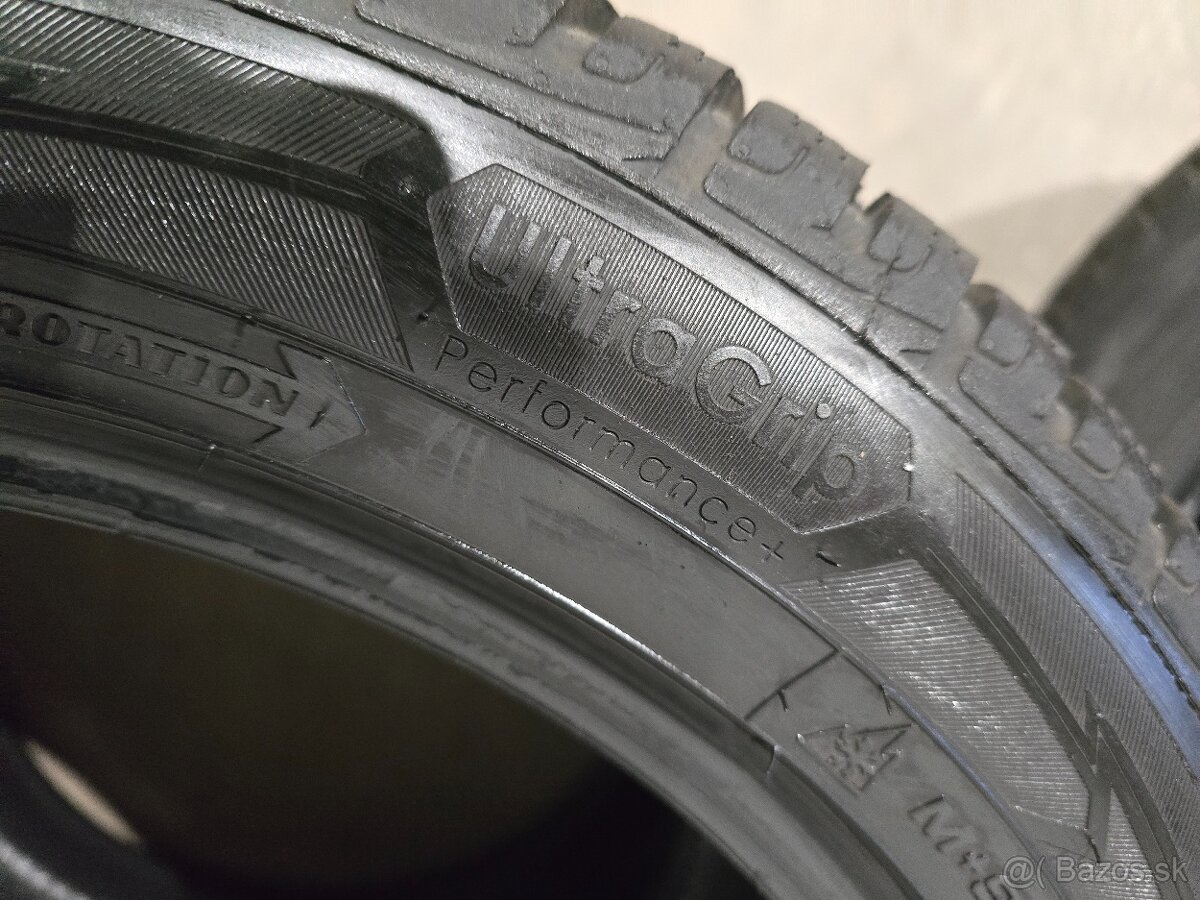 Zimné Pneu GoodYear 215/55 R17 - 5