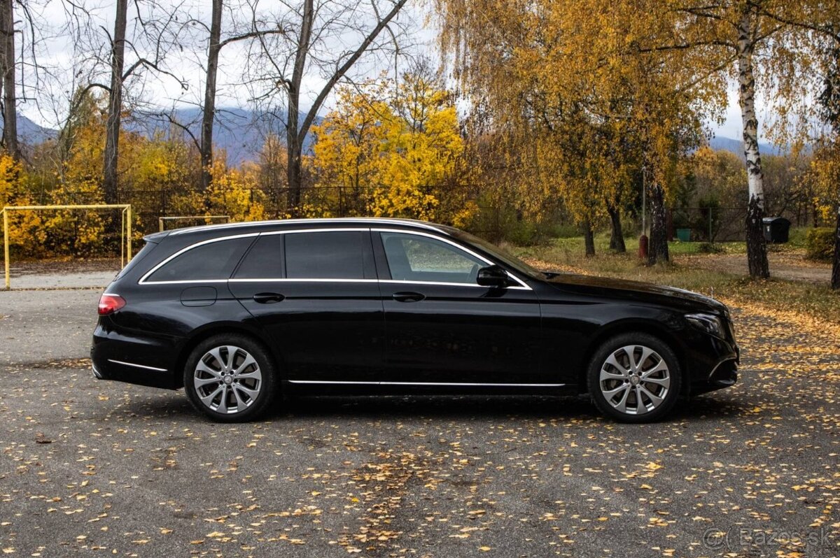 Mercedes E 400 4MATIC A/T - 5