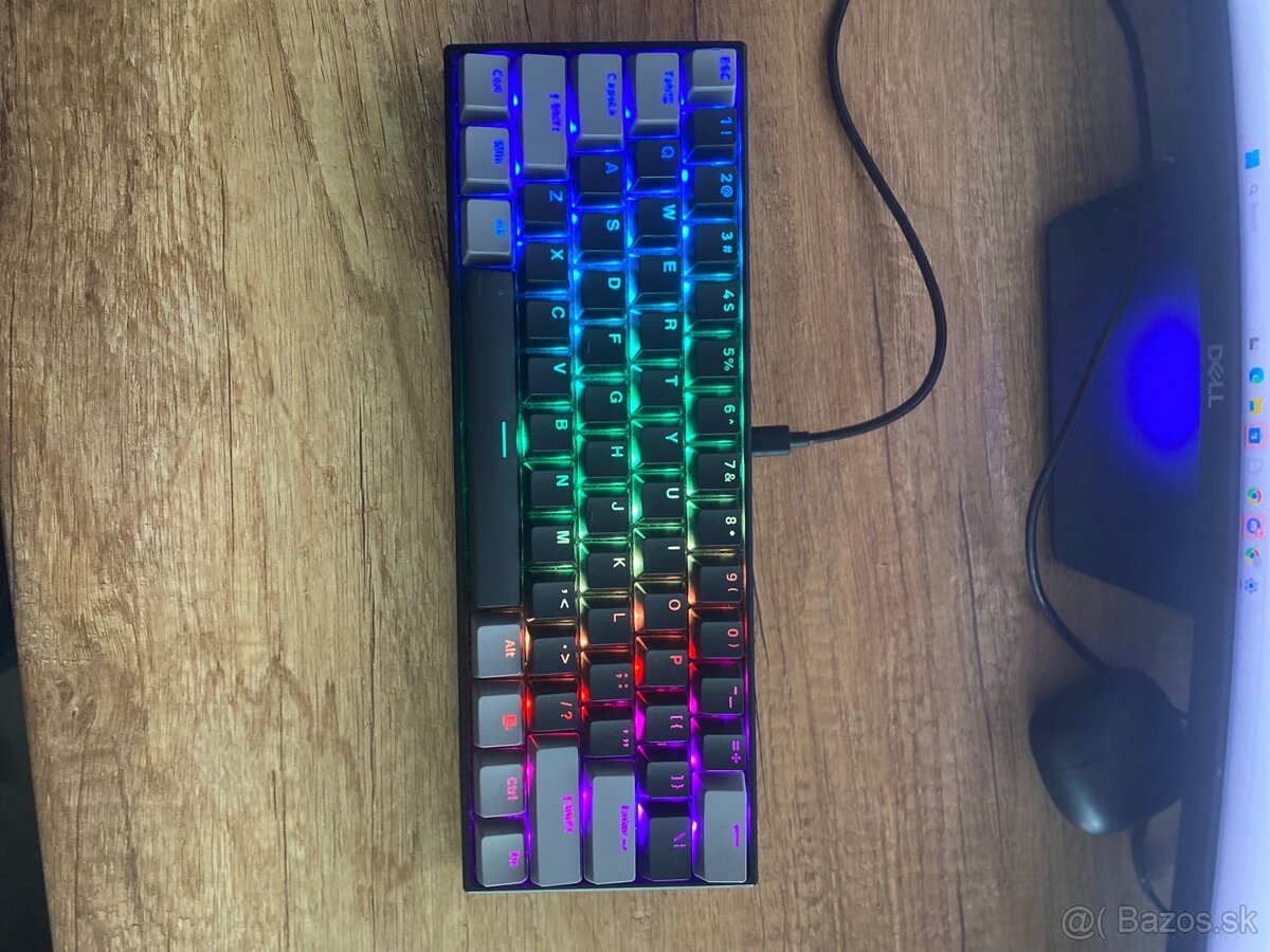 Predam herne mechanicke klavesnice - 5