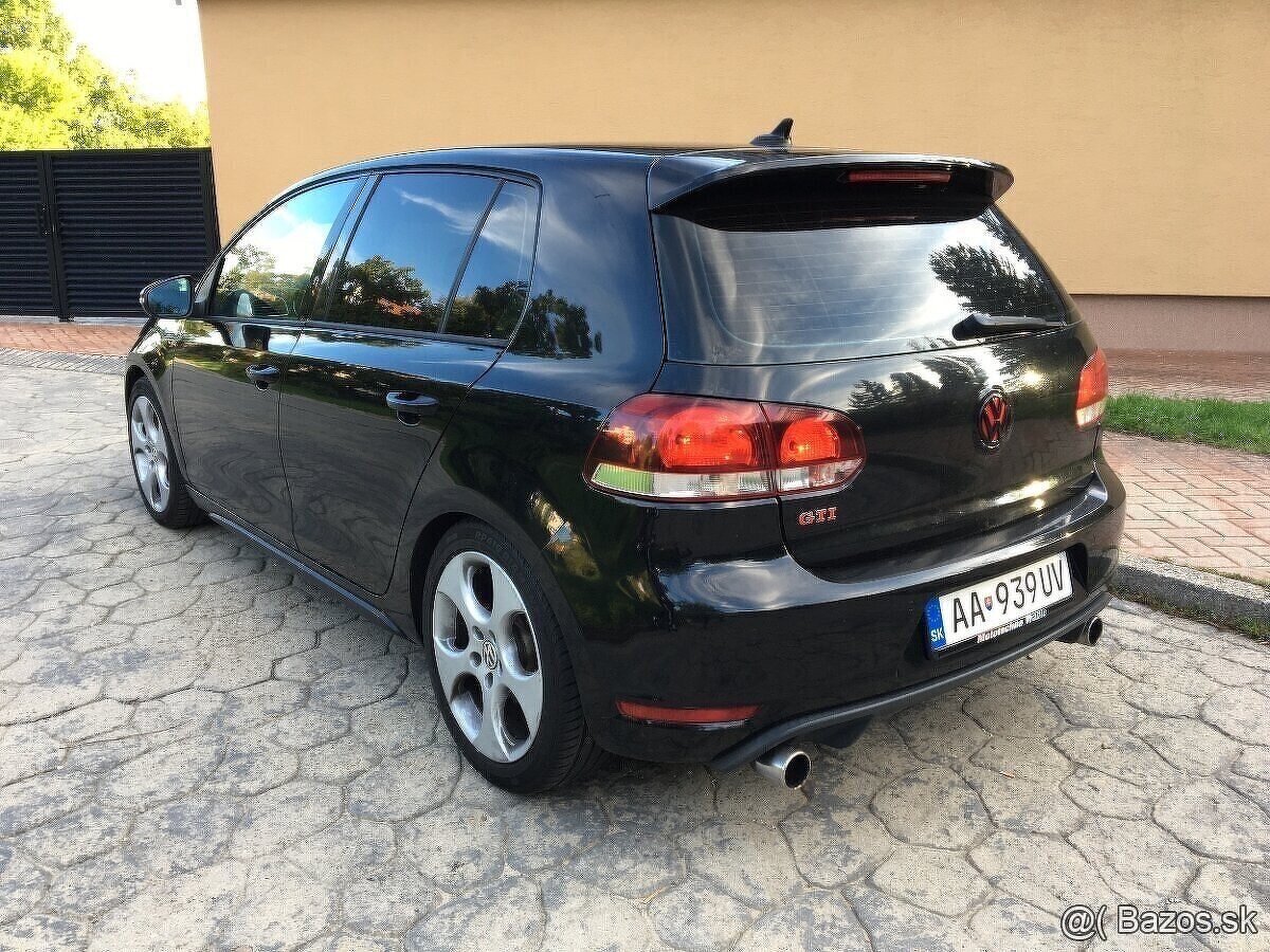 VOLKSWAGEN GOLF GTI 2.0 TFSI TURBO BENZÍN 155KW - 5