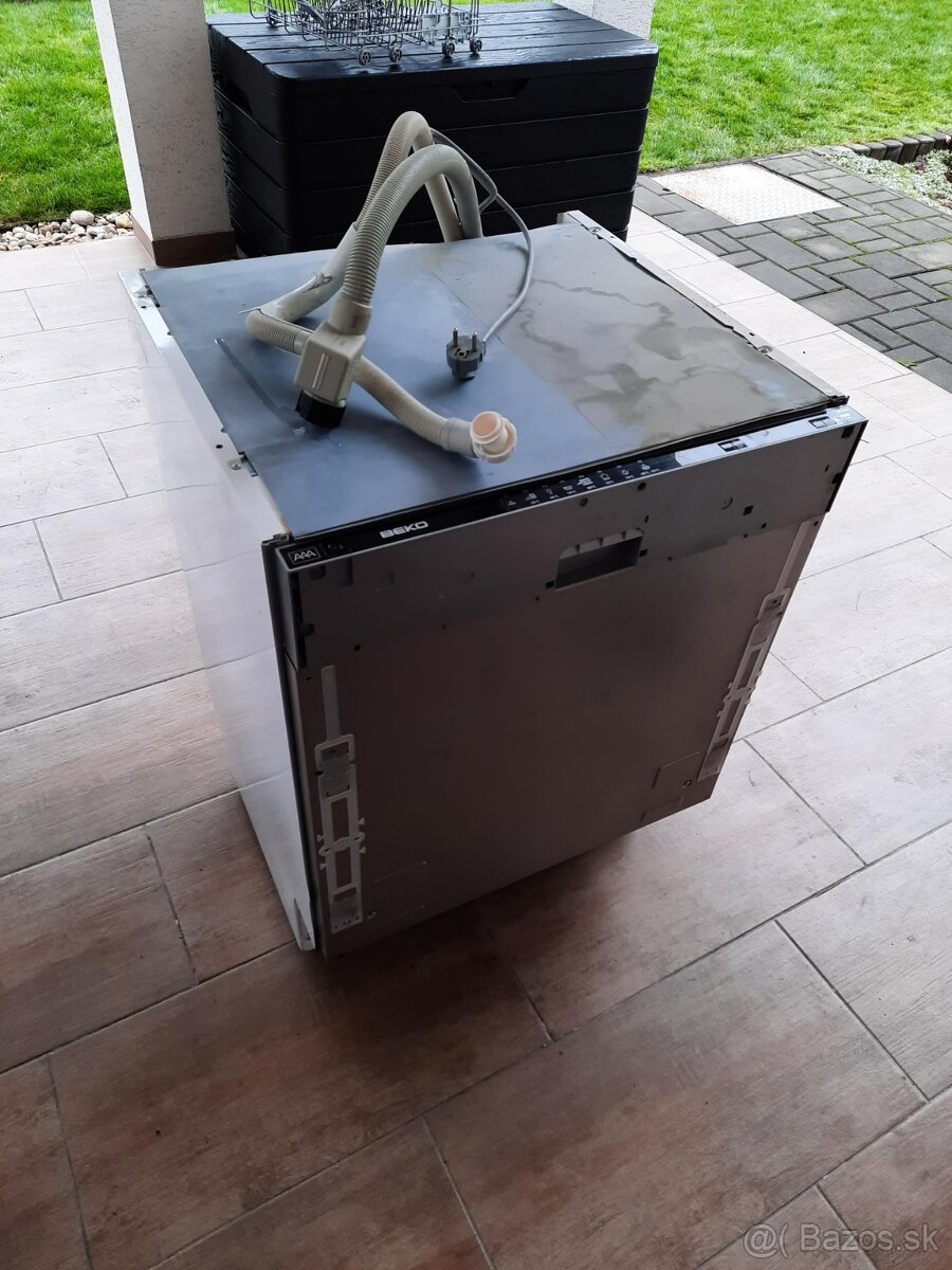 Predam umyvacku Beko DIN5833 - 5