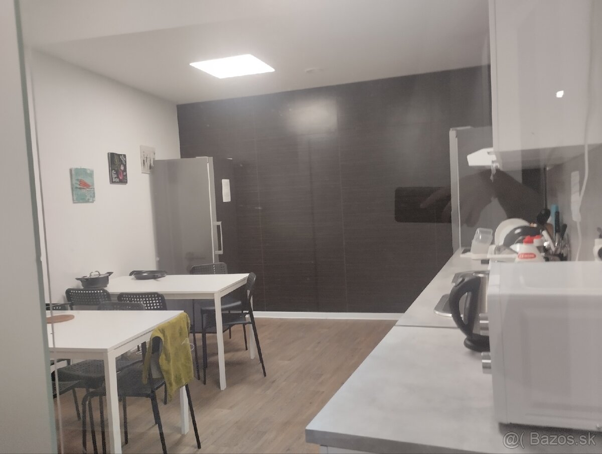 Ubytovňa pre študentky - 5