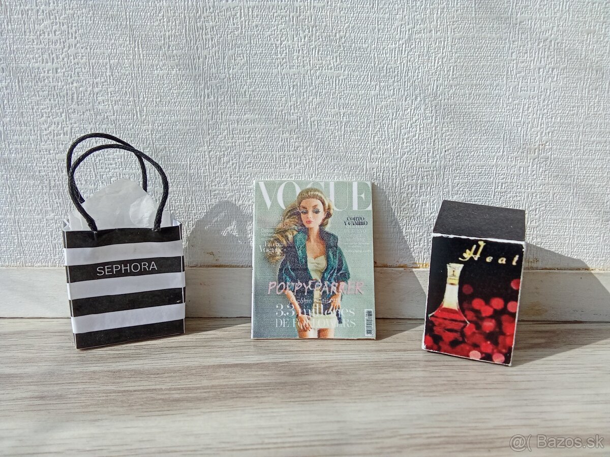 Módna hrzdavovlasá bábika s doplnkami - 5