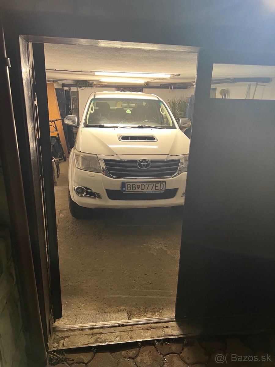 Toyota hilux 3 l