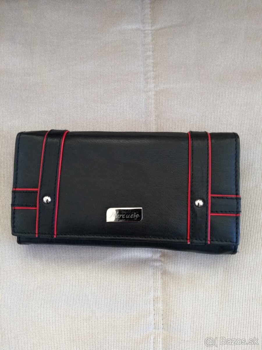 2xKabát čierny, 1xTrenčkot červený, i n é - 5