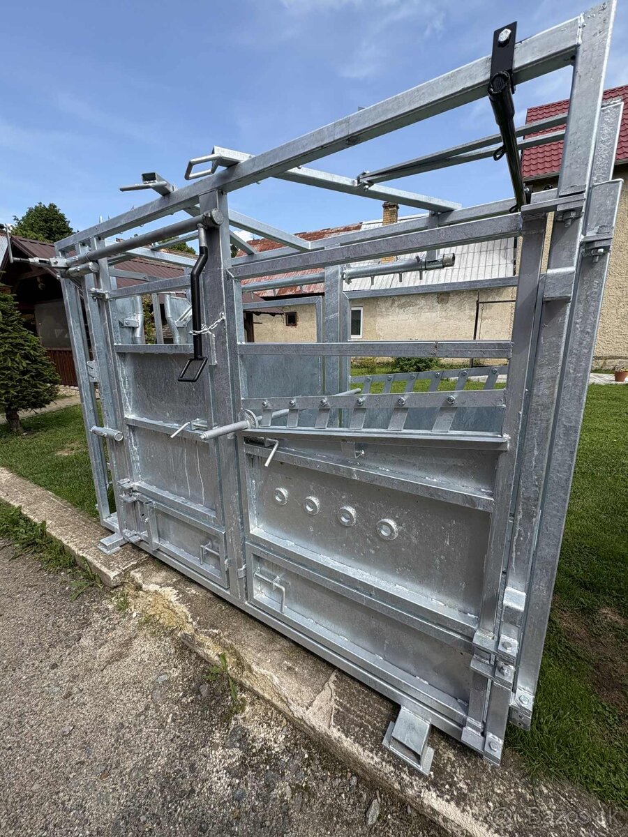 Fixačná klietka pre dobytok - 5