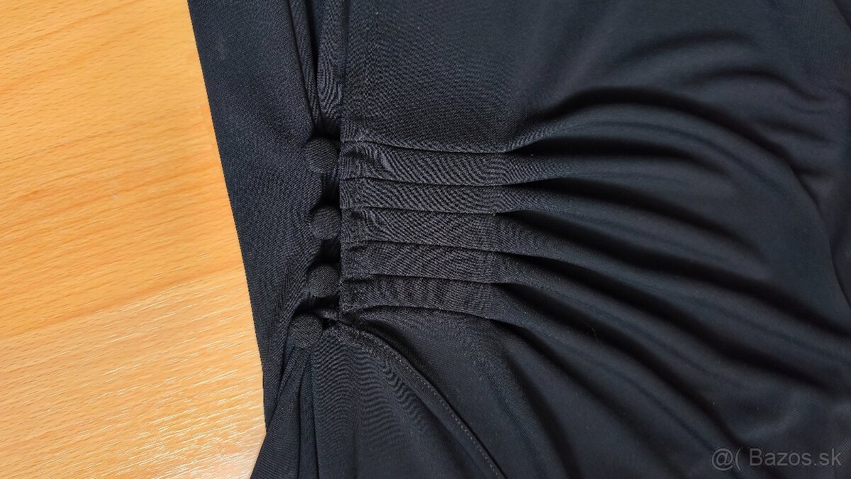 Čierne zavinovacie šaty - 5
