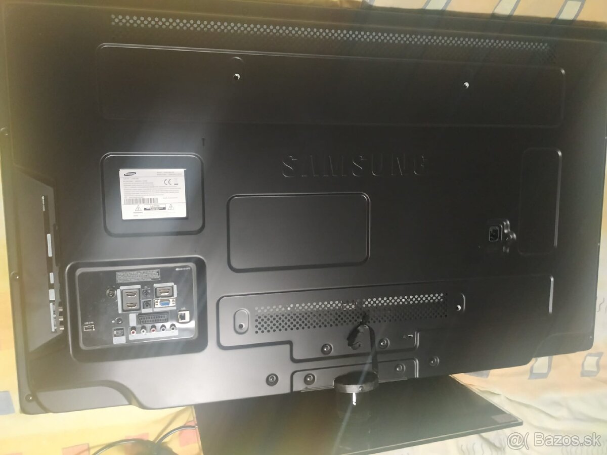 Predám 46" LCD TV Samsung – plne funkčný - 5