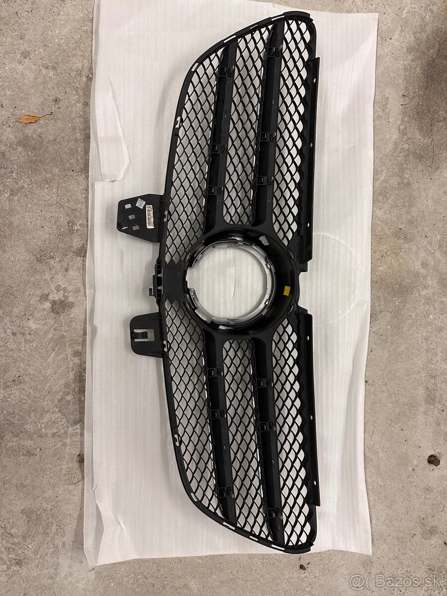 Mercedes V class w447 predna maska - 5