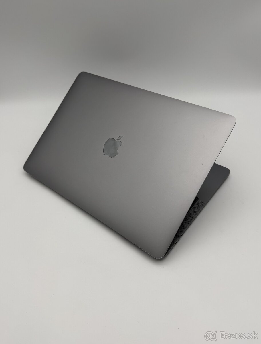 MacBook Pro 13" 2022 M2 Space Gray + ZÁRUKA - 5