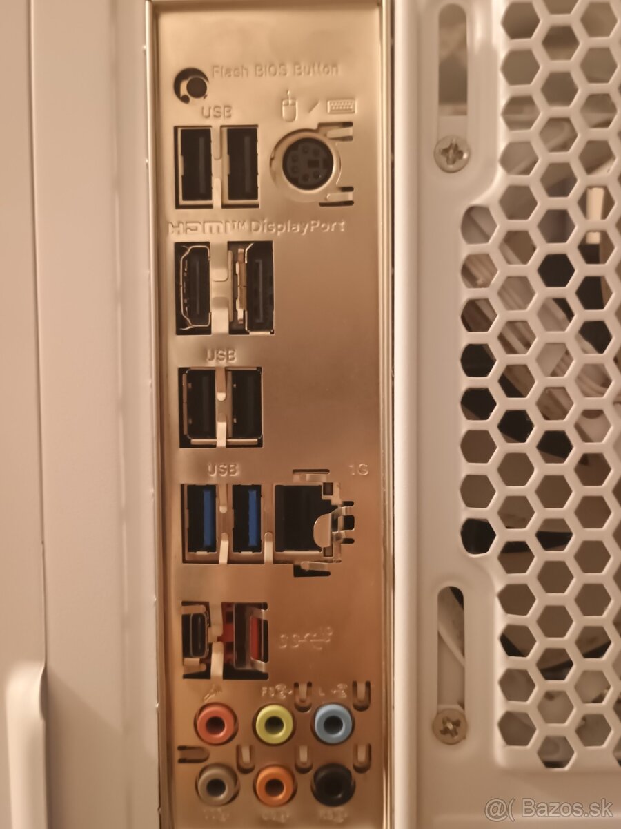 Herný PC – Ryzen 7 5700X3D + RTX 4060 – Výborný stav - 5