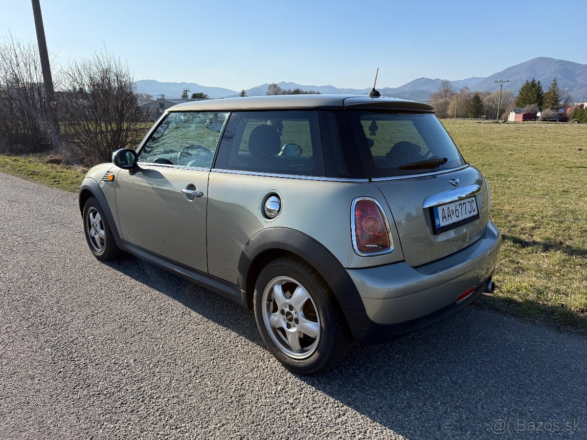 Mini Cooper R56 1,6 88kw r.v. 2007 - 5