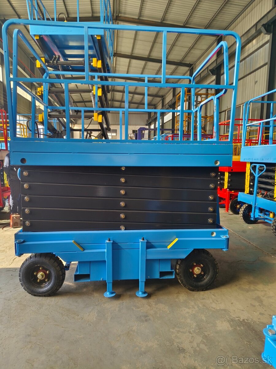Nožnicová plošina - nepoužitá s hydraulickým zdvihom - 5
