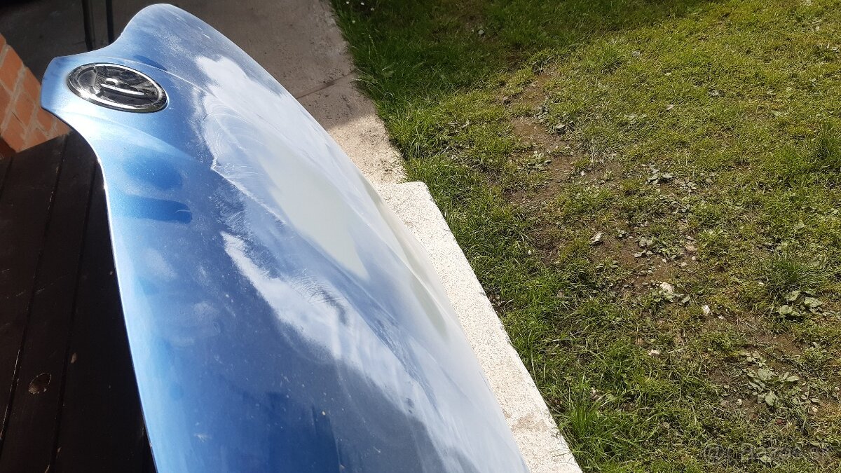 predná kapota škoda rapid - 5