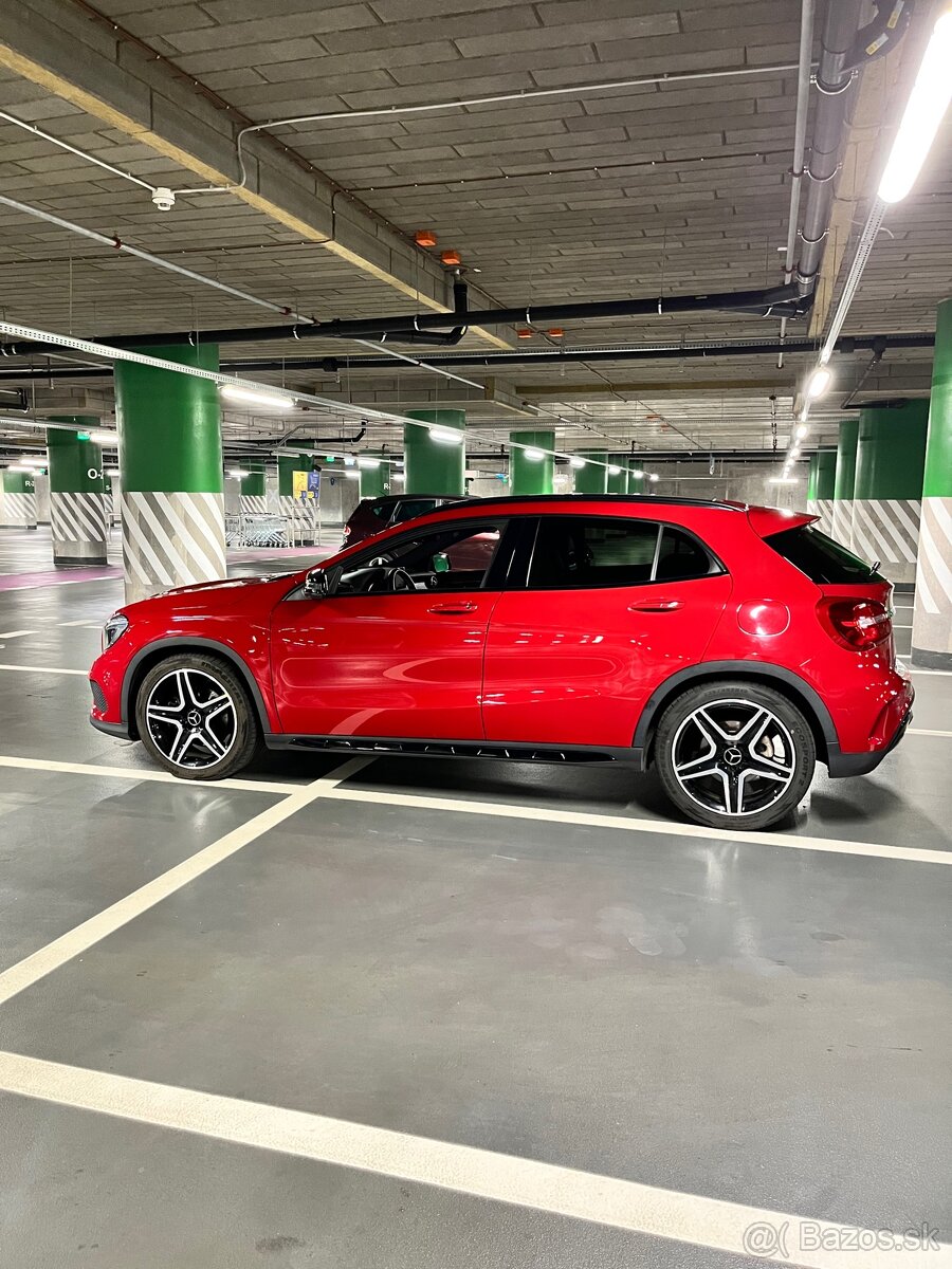 Mercedes GLA 220 cdi 4Matic AMG - 5