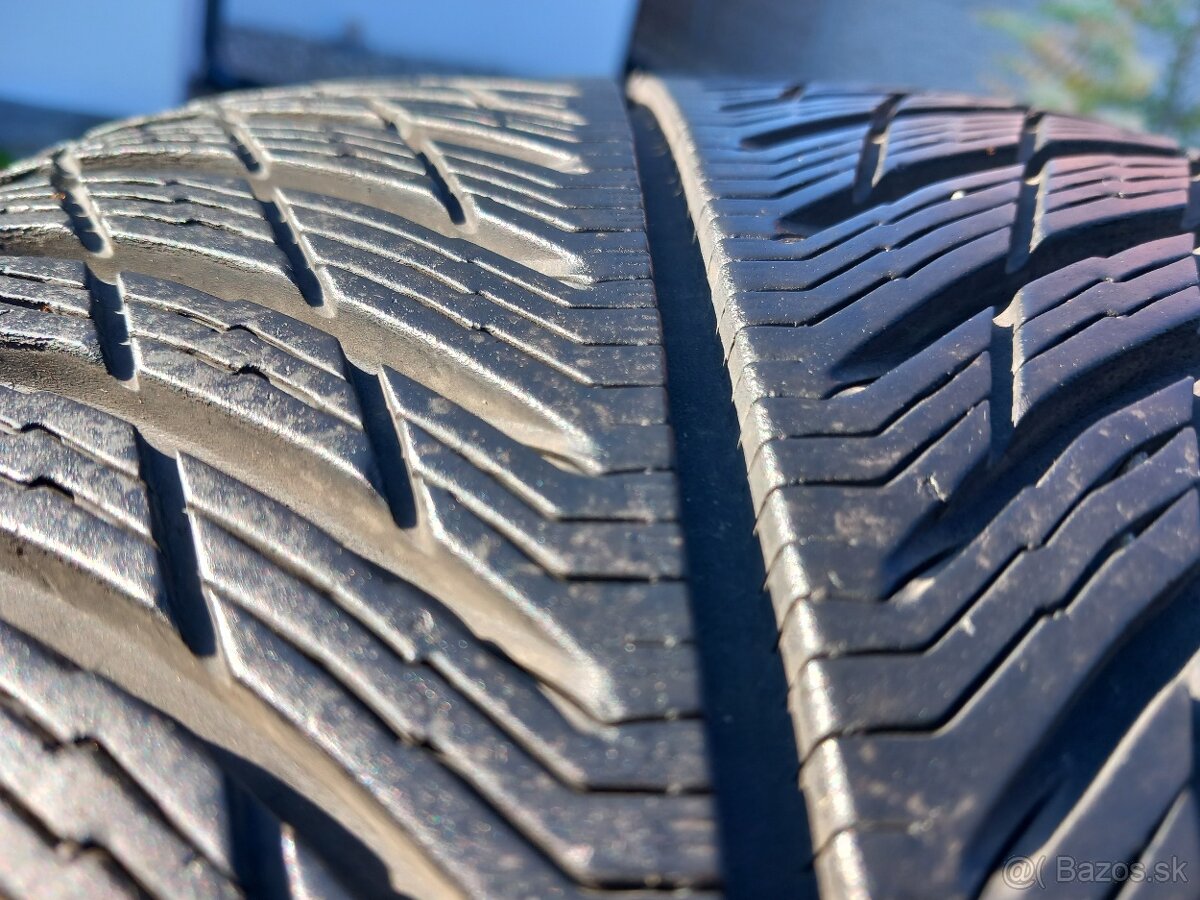 225/45 r19 zimne pneumatiky - 5