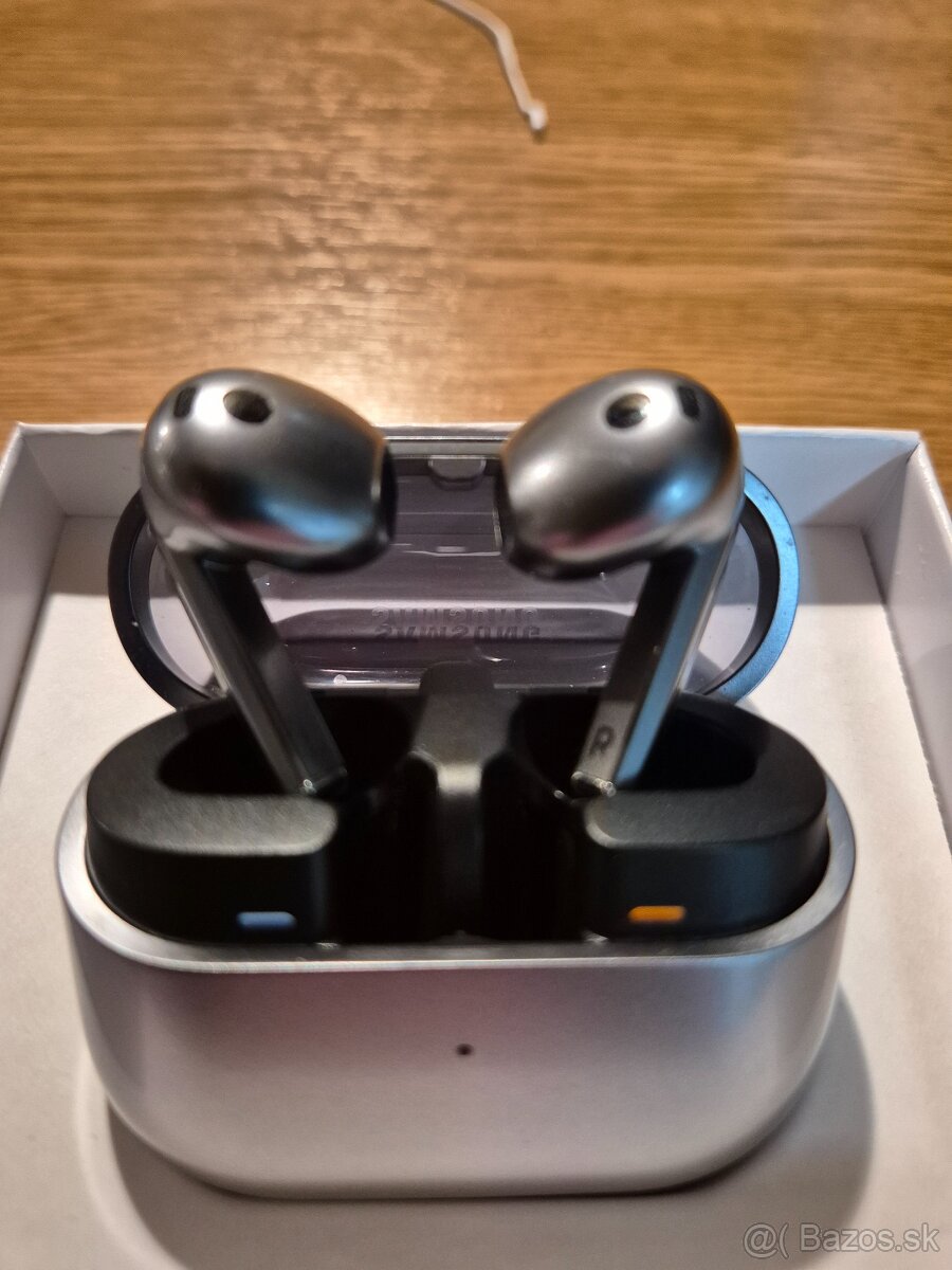 Predám bezdrôtové slúchadlá Samsung Galaxy Buds3 - 5